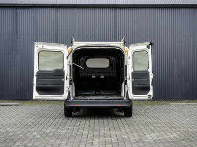 Fiat Doblò Cargo 1.3 MultiJet SX L1H1 |  Airco | Schuifdeur R foto 9