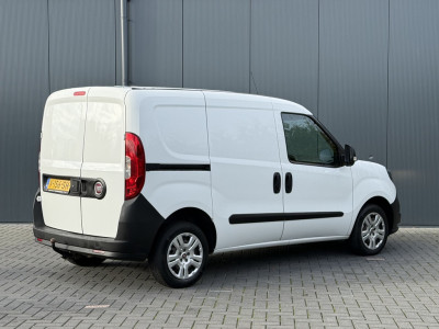 Fiat Doblò Cargo 1.6 MJ 105 PK / L1H1 / 1e EIG. / AIRCO / CRUISE / TREKHAAK / NAVI / 3-ZITS foto 3