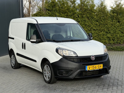 Fiat Doblò Cargo 1.6 MJ 105 PK / L1H1 / 1e EIG. / AIRCO / CRUISE / TREKHAAK / NAVI / 3-ZITS foto 4