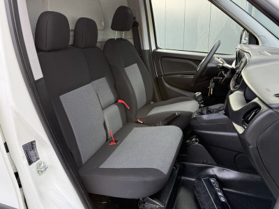 Fiat Doblò Cargo 1.6 MJ 105 PK / L1H1 / 1e EIG. / AIRCO / CRUISE / TREKHAAK / NAVI / 3-ZITS foto 6
