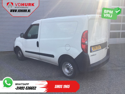Fiat Doblò Cargo 1.6 MJ 105 pk BPM VRIJ! 3Pers./ NL Auto/ Airco/ Cruise foto 2