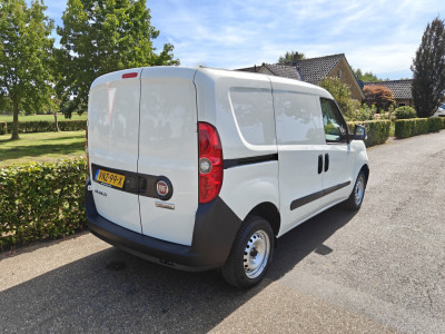 Fiat Doblò Cargo 1.6 MJ L1H1 AIRCO BJ 2022 foto 2