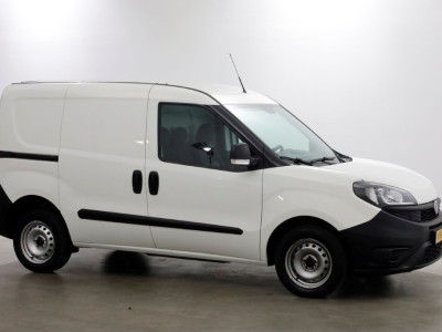 Fiat Doblò Cargo 1.6 MultiJet 105pk L1H1 Airco/Navi 10-2020 foto 11