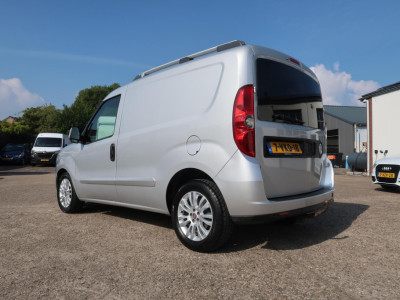 Fiat Doblò Cargo 2.0 | 135PK | AIRCO | TREKHAAK Zeer nette 12
