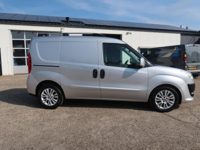 Fiat Doblò Cargo 2.0 | 135PK | AIRCO | TREKHAAK Zeer nette 16