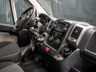 Fiat Ducato 130 Multijet 2.3 D L3H2 | 3-Zits | Bakwagen met laadklep | LED | Cruise | Airco foto 2