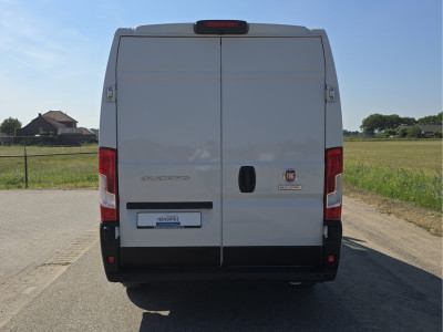 Fiat Ducato 2.2 MultiJet 140 S&S L2H2 3.5t - 140 Pk - Euro 6 - Groot Scherm - Navi - ParkeerCamera - Airco - Cruise Control foto 4