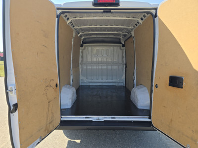 Fiat Ducato 2.2 MultiJet 140 S&S L2H2 3.5t - 140 Pk - Euro 6 - Groot Scherm - Navi - ParkeerCamera - Airco - Cruise Control foto 5