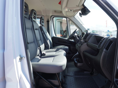 Fiat Ducato 2.2 MultiJet 180PK S&S 3.5t Heavy Dubbelcabine Automaat nr. V105 | Airco | Cruise | Standkachel | 7 Persoons foto 12