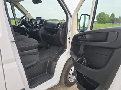 Fiat Ducato 2.2 MultiJet L2H2 3.5T - 140 Pk - Euro 6 - Groot Scherm - Navi - ParkeerCamera foto 12