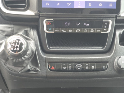 Fiat Ducato 2.2 MultiJet L2H2 3.5T - 140 Pk - Euro 6 - Groot Scherm - Navi - ParkeerCamera foto 16