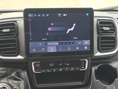 Fiat Ducato 2.2 MultiJet L2H2 3.5T - 140 Pk - Euro 6 - Groot Scherm - Navi - ParkeerCamera foto 19