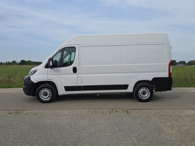 Fiat Ducato 2.2 MultiJet L2H2 3.5T - 140 Pk - Euro 6 - Groot Scherm - Navi - ParkeerCamera foto 2