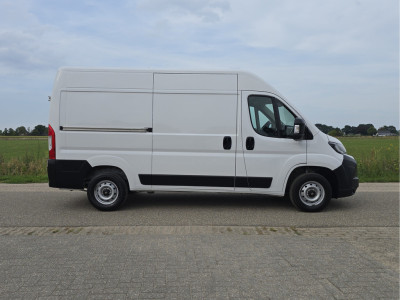 Fiat Ducato 2.2 MultiJet L2H2 3.5T - 140 Pk - Euro 6 - Groot Scherm - Navi - ParkeerCamera foto 9
