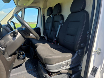 Fiat Ducato 2.2 MultiJet L2 H2 3.5t - 140 Pk - Euro 6 - Groot Scherm - Navi - ParkeerCamera - Airco - Cruise Control foto 21