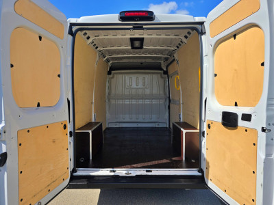 Fiat Ducato 2.2 MultiJet L2 H2 3.5t - 140 Pk - Euro 6 - Groot Scherm - Navi - ParkeerCamera - Airco - Cruise Control foto 7