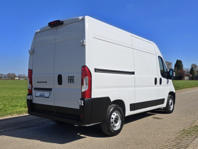 Fiat Ducato 2.2 MultiJet L2 H2 3.5t - 140 Pk - Euro 6 - Groot Scherm - Navi - ParkeerCamera - Airco - Cruise Control foto 8
