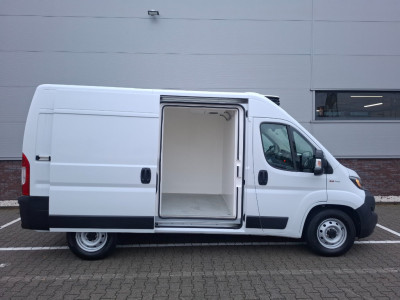 Fiat Ducato 2.2 MultiJet L2 H2 Koelwagen Dag en Nacht foto 2