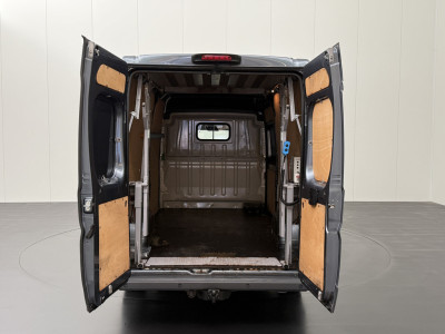 Fiat Ducato 2.3JTD 180PK Automaat L3H2 Maxi Heavy Duty | Navigatie | Camera | Luchtvering | Standverwarming | Trekhaak foto 4