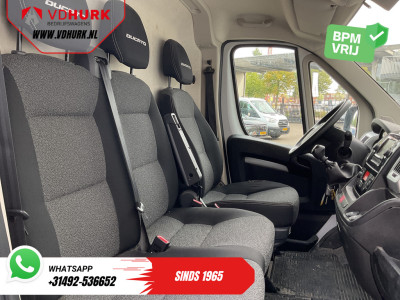 Fiat Ducato 2.3 MJ 120 pk L2H2 NL Auto/ Weinig km!/ Alarm III/ Climate/ Navi/ Cruise/ Camera/ Trekhaak foto 3
