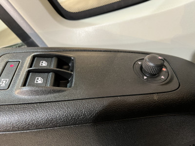 Fiat Ducato 2.3 MultiJet 120 PK L2H2 / Euro 6 / Airco / Cruise Control / Trekhaak / Navigatie / 3-Zits / foto 12