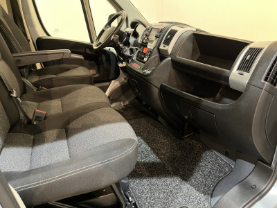 Fiat Ducato 2.3 MultiJet 120 PK L2H2 / Euro 6 / Airco / Cruise Control / Trekhaak / Navigatie / 3-Zits / foto 20