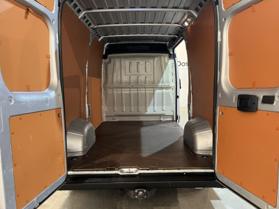 Fiat Ducato 2.3 MultiJet 120 PK L2H2 / Euro 6 / Airco / Cruise Control / Trekhaak / Navigatie / 3-Zits / foto 5