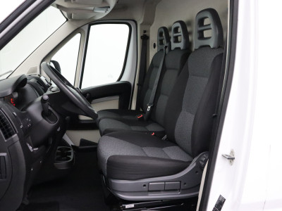 Fiat Ducato 2.3 MultiJet 150PK L3H2 Koelauto | Laadklep | Navigatie | Camera | 3-Persoons | Airco | Cruise foto 20