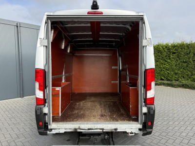 Fiat Ducato 2.3 MultiJet 161 PK AUTOMAAT / L2H2 / DHOLLANDIA LAADKLEP / AFNEEMBARE 3 TONS TREKHAAK / CAMERA / CRUISE / ECC foto 7