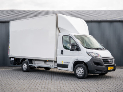 Fiat Ducato 2,3 140PK | Bakwagen met laadklep | 3-Zits | LED | Cruise | Airco foto 4