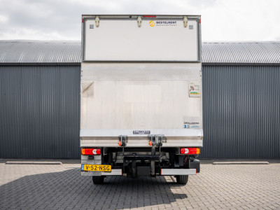 Fiat Ducato 2,3 140PK | Bakwagen met laadklep | 3-Zits | LED | Cruise | Airco foto 7