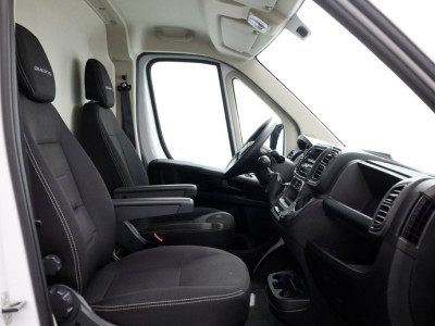 Fiat Ducato 30 2.2 MultiJet 140pk L2H2 Airco/PDC 01-2023 foto 3