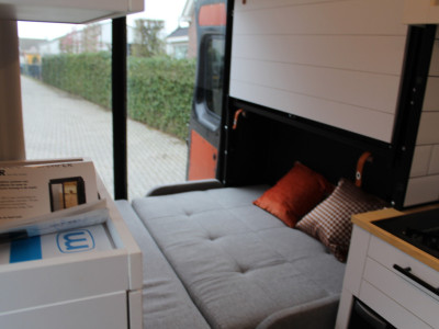 Fiat Ducato 30 2.3 MultiJet 120PK Euro6 L2H2 Buscamper - VanCubic Premium - Nieuwe camper inrichting! 17