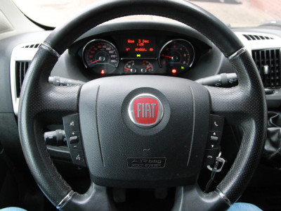 Fiat Ducato 30 2.3 MultiJet L2H2 / Trekhaak / Camera / Navi / 3 zits foto 21