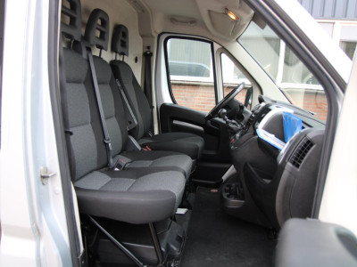Fiat Ducato 30 2.3 MultiJet L2H2 / Trekhaak / Camera / Navi / 3 zits foto 4