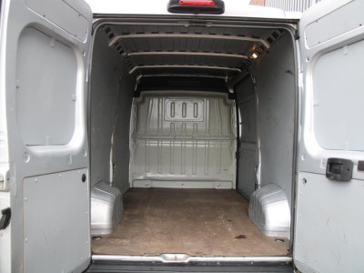 Fiat Ducato 30 2.3 MultiJet L2H2 / Trekhaak / Camera / Navi / 3 zits foto 8