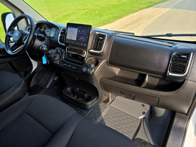 Fiat Ducato 35 2.2 MultiJet L2H2 - 140 Pk - Euro 6 - Groot Scherm - Navi - ParkeerCamera - Airco - Cruise Control foto 15