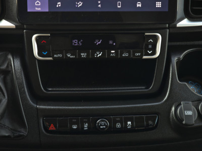 Fiat Ducato 35 2.2 MultiJet L2H2 - 140 Pk - Euro 6 - Groot Scherm - Navi - ParkeerCamera - Airco - Cruise Control foto 18