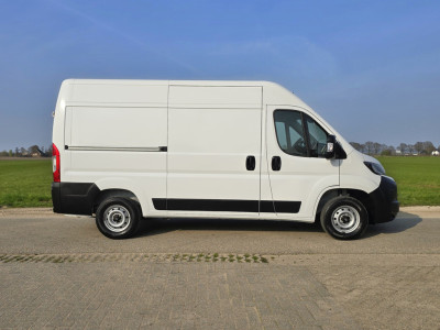 Fiat Ducato 35 2.2 MultiJet L2H2 - 140 Pk - Euro 6 - Groot Scherm - Navi - ParkeerCamera - Airco - Cruise Control foto 9