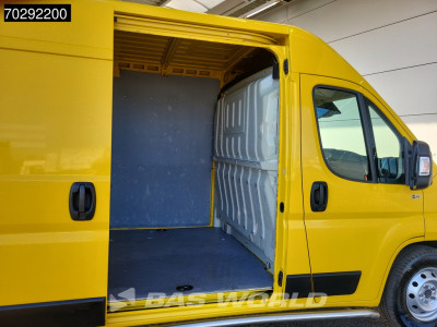 Fiat Ducato 140pk Automaat L2H2 Airco Camera Parkeersensoren Uconnect-display APK 04-2026 Euro6 L2 11m3 Airco foto 7