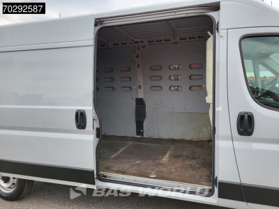 Fiat Ducato 140pk L3H2 Trekhaak Navi Airco Cruise Camera Parkeersensoren Euro6 L3 13m3 Airco Trekhaak Cruise control 7