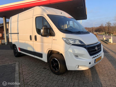 Fiat Ducato bestel 30 2.3 MultiJet L2H2 foto 2