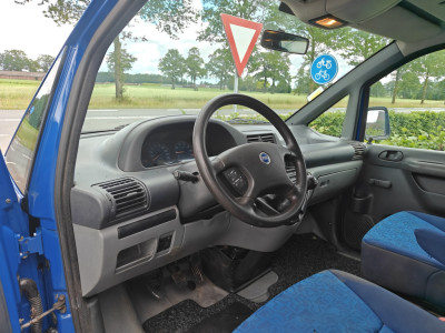 Fiat Scudo 2.0-16V JTD lang DC BJ 2006 4