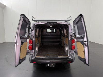 Fiat Scudo 2.0 Diesel 145PK Automaat XXL Imperiaal | Trekhaak | Navigatie | Camera | Multimedia | 3-Zits | Airco | Cruise foto 4