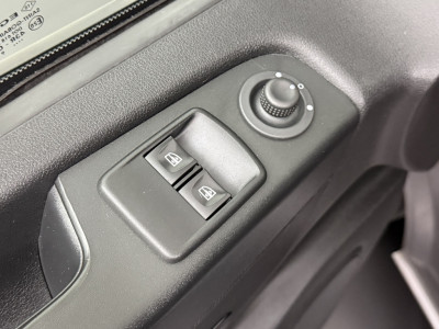 Fiat Talento 1.6 MJ EcoJet Lang Dubbele Cabine | Airco | Cruise | Trekhaak foto 8