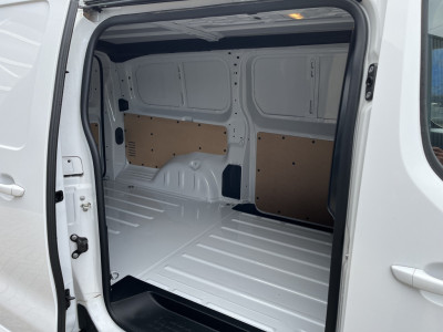 Fiat e-Scudo L3H1 75 kWh 17