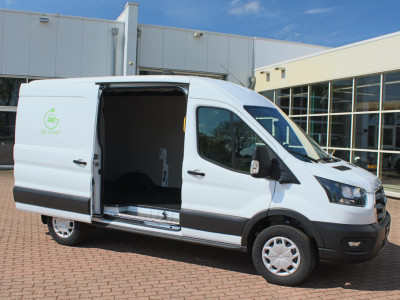 Ford E-Transit 350 L2H2 Trend 68 kWh Pro Power on board, Navigatie, Adaptieve Cruise, 360 camera 15