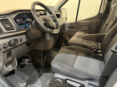 Ford E-Transit 350 L3H1 Trend 68 kWh RWD Kipper / Tipper / 100% Elektrisch / Airco / Cruise Control / Camera / CarPlay / Navigatie / 3-Zits / 1.450 KM !! RIJKLAAR !! foto 5