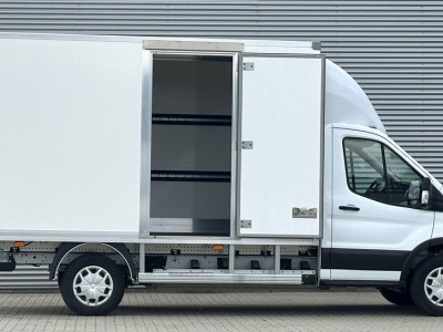Ford E-Transit 350 L3H1 Trend 89 kWh Bakwagen met laadklep NIEUW! foto 3