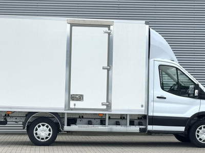 Ford E-Transit 350 L3H1 Trend 89 kWh Bakwagen met laadklep NIEUW! foto 6